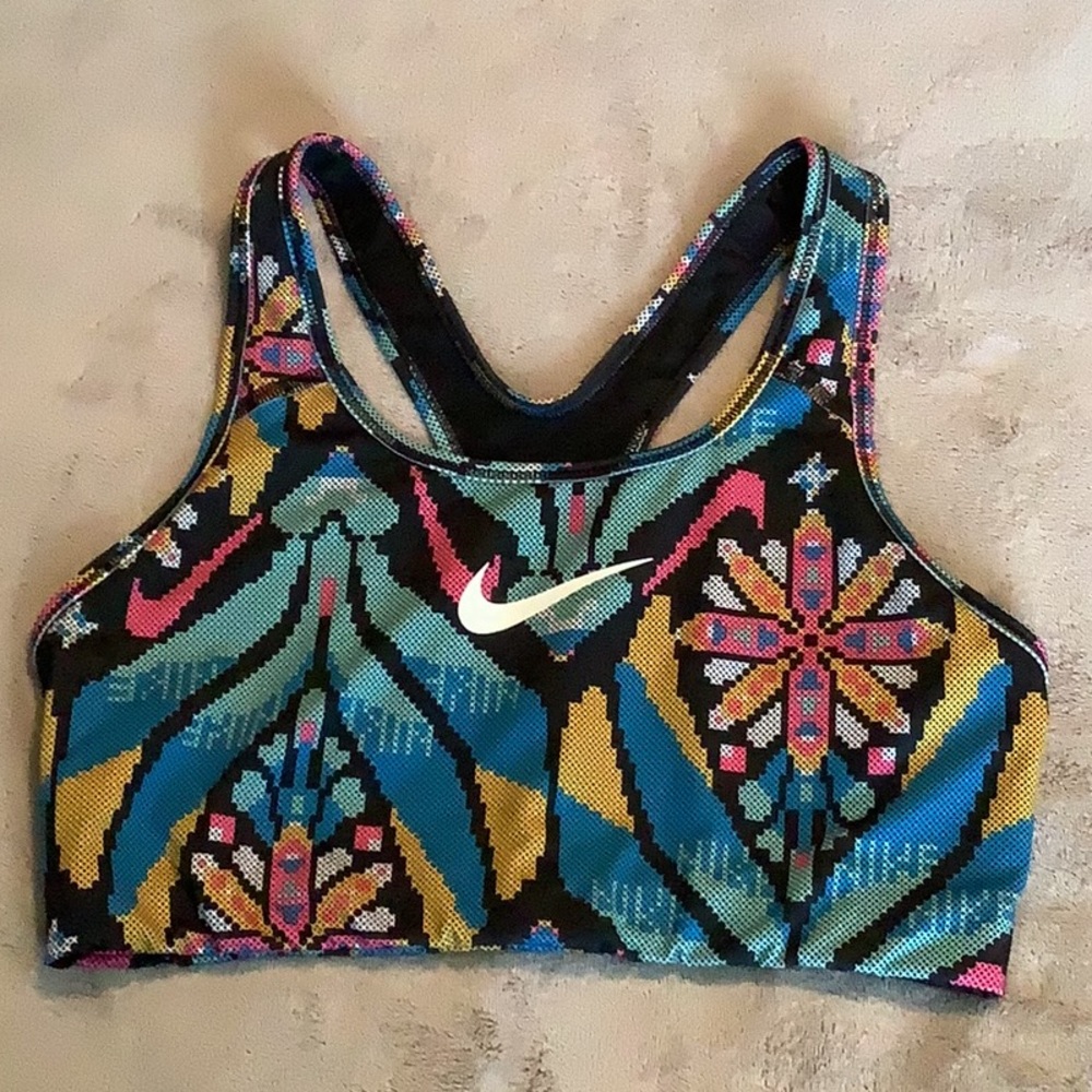 Nike sports bra, large